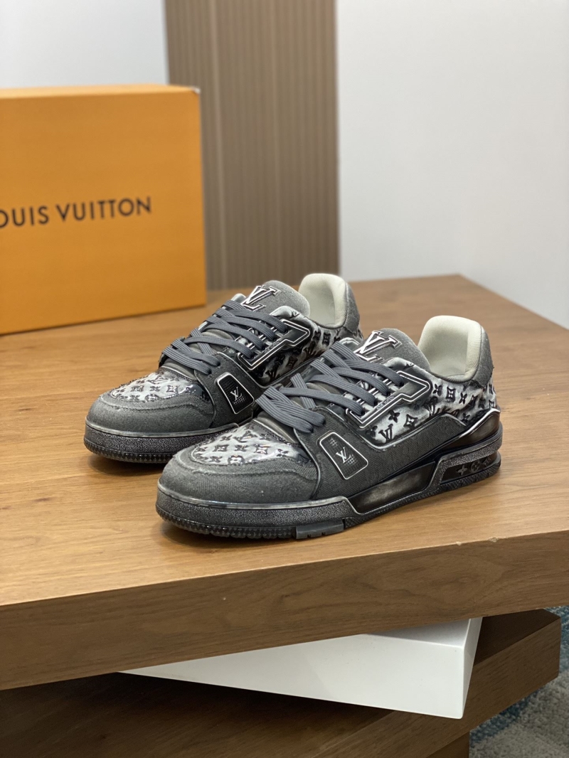 Louis Vuitton Sneakers